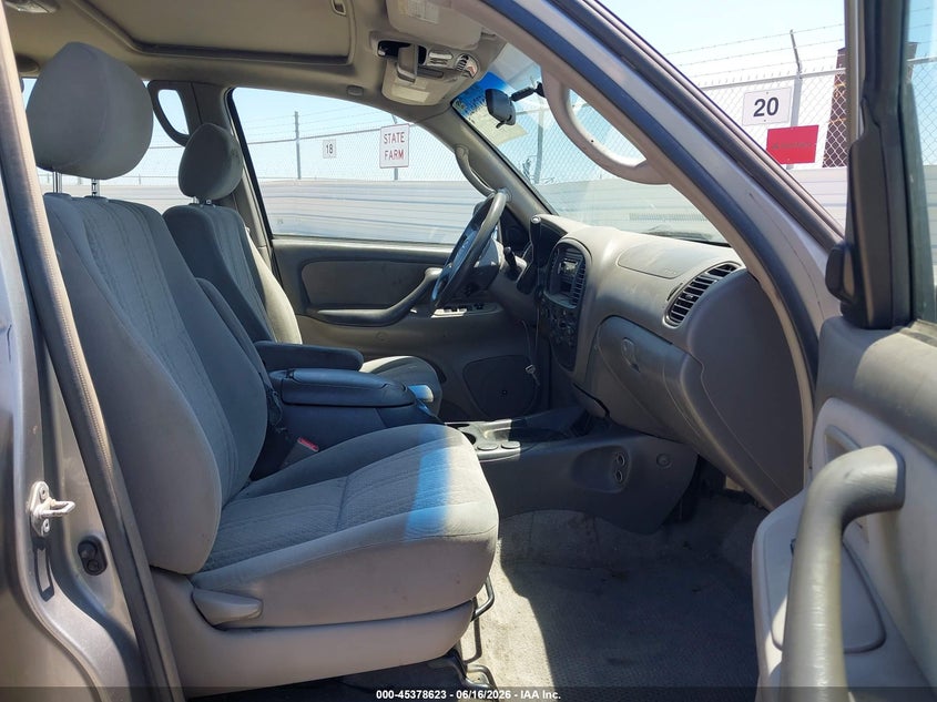 2005 Toyota Tundra VIN 5TBET34165S477711 IAAI salvage auction — FRONT END, Salvage (California), sold $1,775 on 2026-07-08 (photo 5)