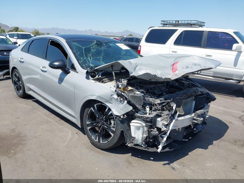 2022 Kia K5 VIN 5XXG64J22NG138858 IAAI salvage auction — RIGHT FRONT, Salvage (Arizona), sold $2,100 on 2026-07-21 (photo 1)