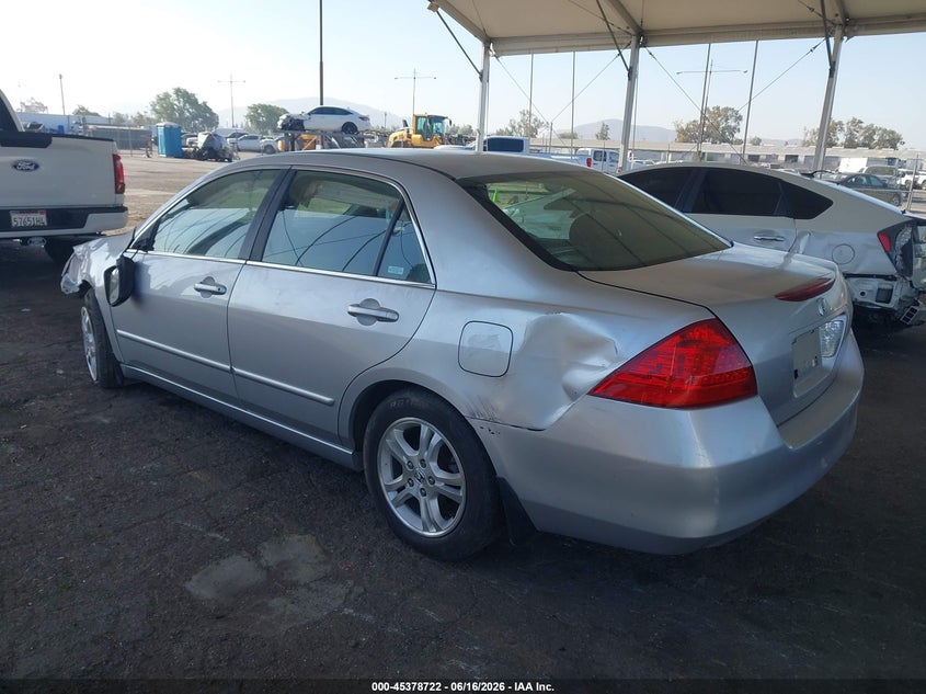 2007 Honda Accord VIN JHMCM563X7C003303 IAAI salvage auction — FRONT END, Salvage (California), sold $500 on 2026-07-07 (photo 3)