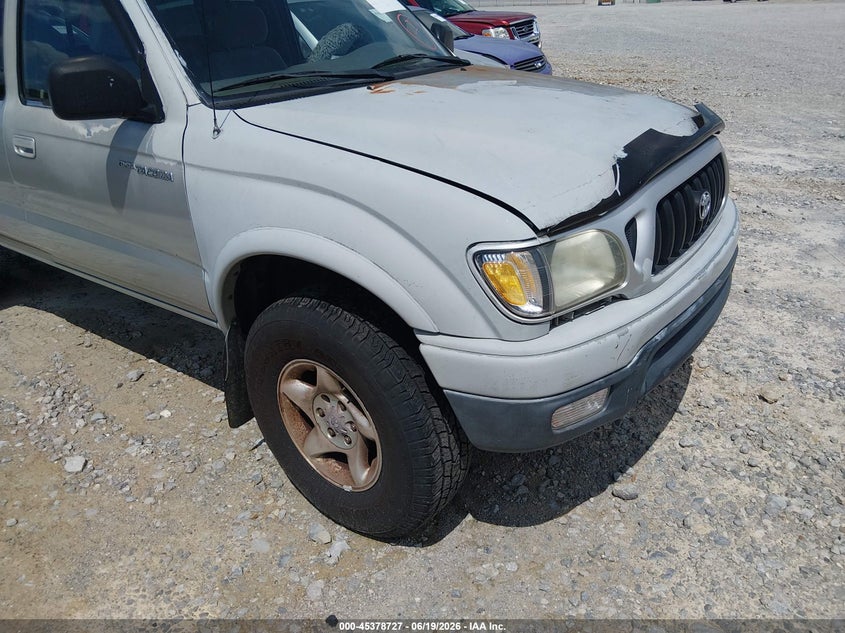 2001 Toyota Tacoma VIN 5TEWM72N71Z819489 IAAI salvage auction — NORMAL WEAR, Clear (Tennessee), sold $5,750 on 2026-07-06 (photo 1)