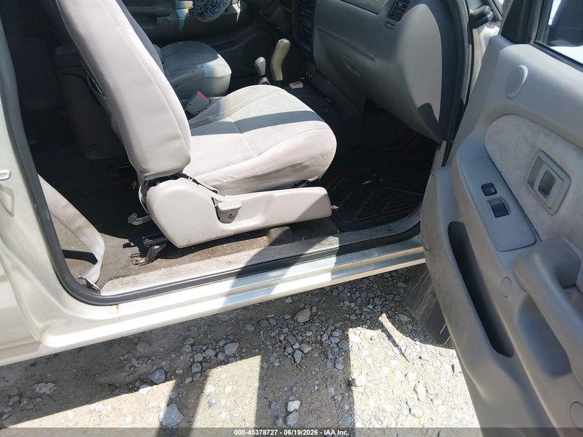 2001 Toyota Tacoma VIN 5TEWM72N71Z819489 IAAI salvage auction — NORMAL WEAR, Clear (Tennessee), sold $5,750 on 2026-07-06 (photo 5)