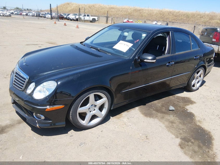 2009 Mercedes-benz E-class VIN WDBUF56XX9B413352 IAAI salvage auction — NORMAL WEAR, Clear - Dealer Only (California), sold $375 on 2026-07-08 (photo 2)