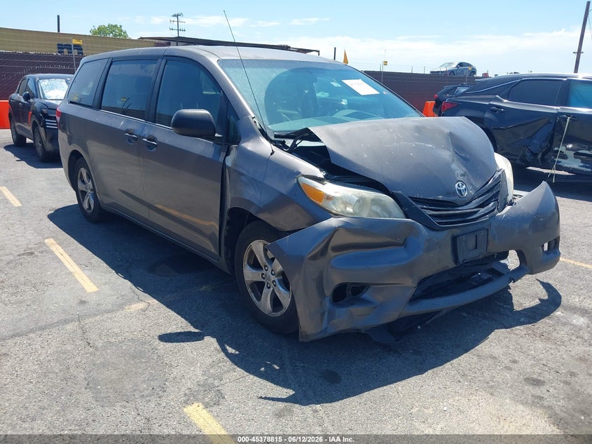 2013 Toyota Sienna VIN 5TDZK3DC6DS358052 IAAI salvage auction — FRONT END, Salvage (California), sold $1,150 on 2026-07-13 (photo 1)