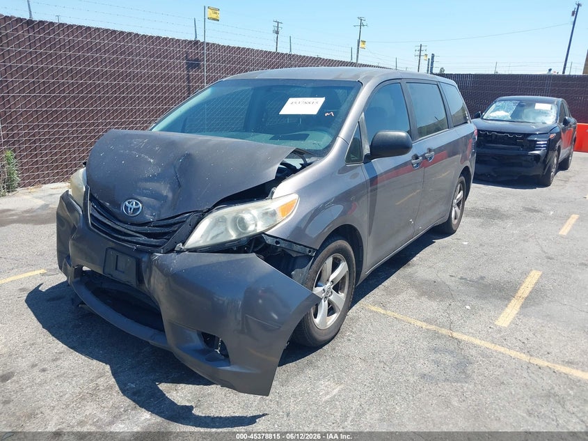 2013 Toyota Sienna VIN 5TDZK3DC6DS358052 IAAI salvage auction — FRONT END, Salvage (California), sold $1,150 on 2026-07-13 (photo 2)