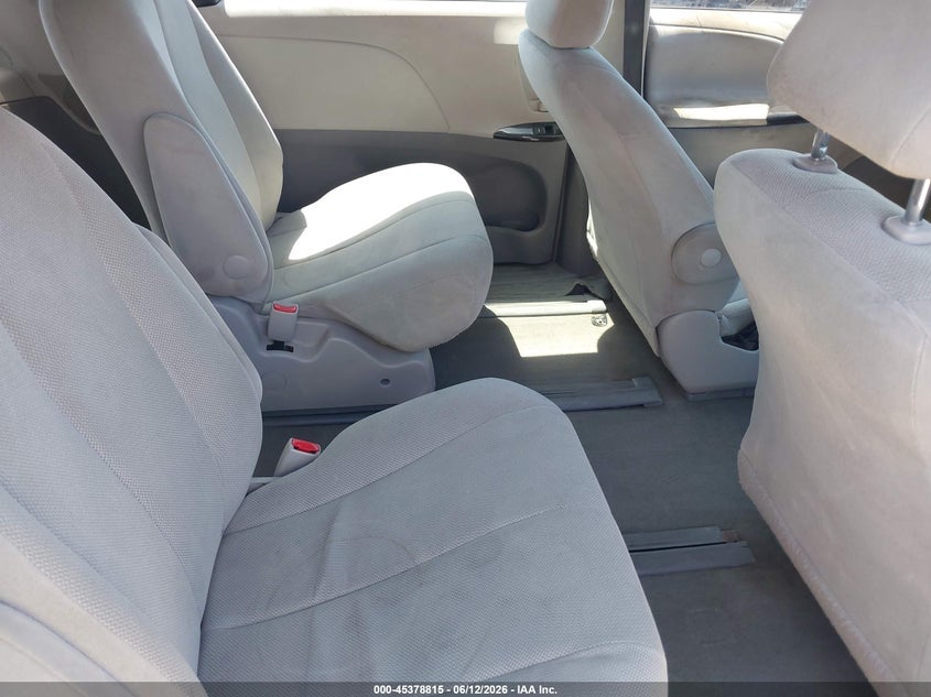2013 Toyota Sienna VIN 5TDZK3DC6DS358052 IAAI salvage auction — FRONT END, Salvage (California), sold $1,150 on 2026-07-13 (photo 8)