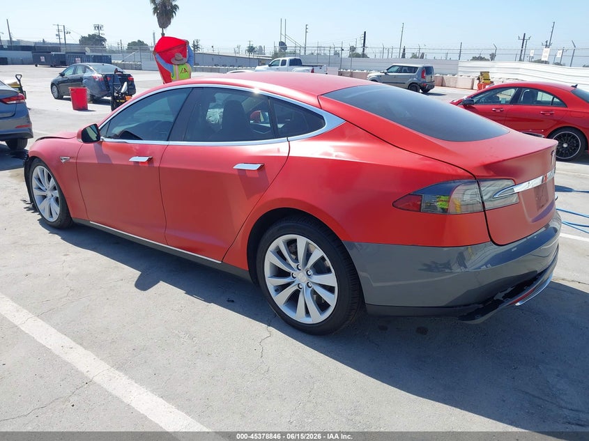 2013 Tesla Model s VIN 5YJSA1CN5DFP27368 IAAI salvage auction — FRONT & REAR, Salvage (California), sold $850 on 2026-07-08 (photo 3)
