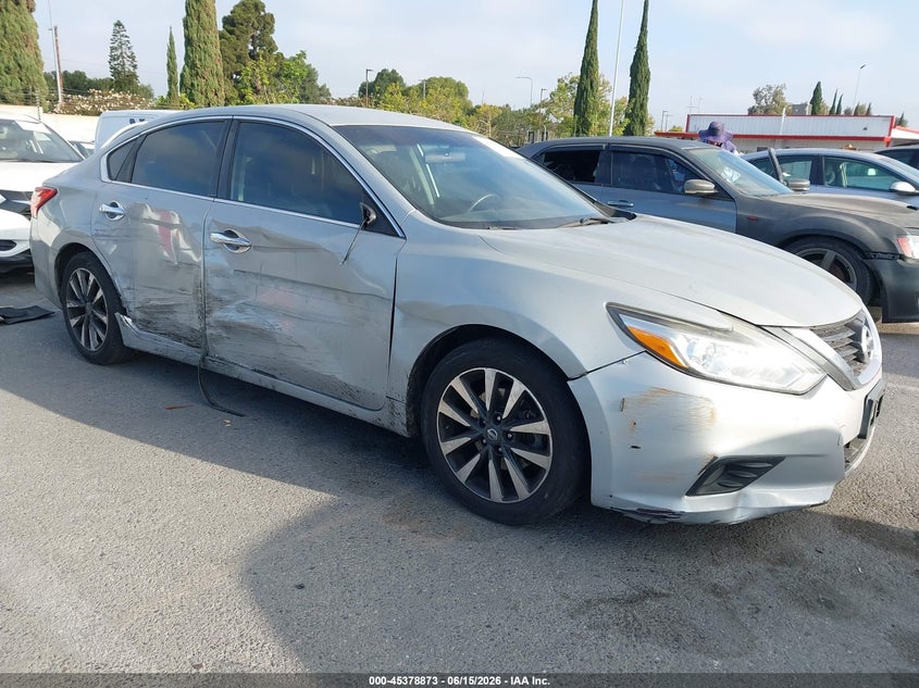 2017 Nissan Altima VIN 1N4AL3AP7HC198939 IAAI salvage auction — RIGHT SIDE, Salvage (California), sold $1,050 on 2026-07-09 (photo 1)