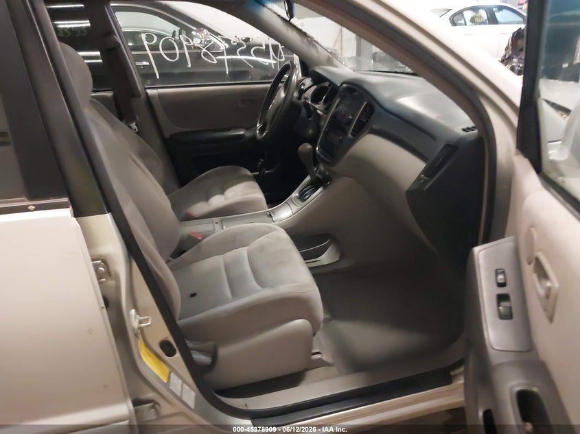 2003 Toyota Highlander VIN JTEHF21A530125998 IAAI salvage auction — NORMAL WEAR, Clear (Minnesota), sold $475 on 2026-07-08 (photo 5)