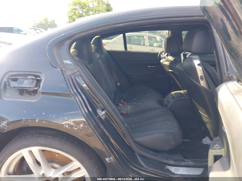2015 BMW 6er VIN WBA6A0C5XFD318947 IAAI salvage auction — NORMAL WEAR, Salvage (Pennsylvania), sold $725 on 2026-07-10 (photo 8)