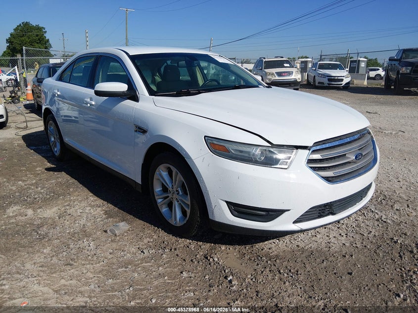 2013 Ford Taurus VIN 1FAHP2E80DG231685 IAAI salvage auction — NORMAL WEAR, Clear (Tennessee), sold $525 on 2026-07-09 (photo 1)