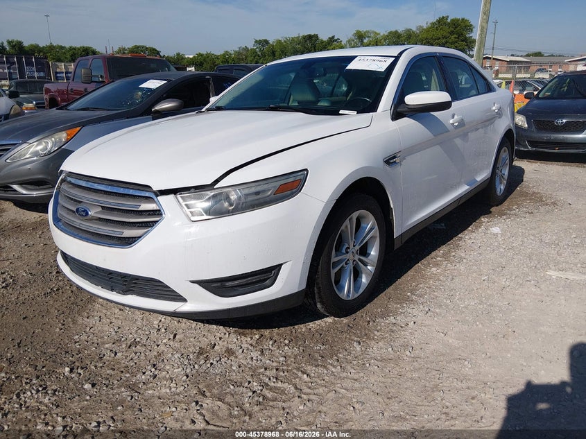 2013 Ford Taurus VIN 1FAHP2E80DG231685 IAAI salvage auction — NORMAL WEAR, Clear (Tennessee), sold $525 on 2026-07-09 (photo 2)