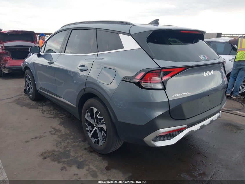 2025 Kia Sportage VIN 5XYK33DF9SG252584 IAAI salvage auction — LEFT FRONT, Salvage Title, sold $7,800 on 2026-07-21 (photo 3)