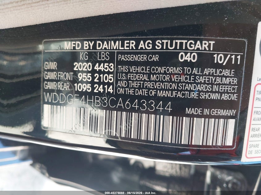2012 Mercedes-benz C-klasse VIN WDDGF4HB3CA643344 IAAI salvage auction — LEFT & RIGHT, Salvage Title, sold $1,325 on 2026-08-04 (photo 9)