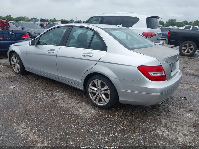 2014 Mercedes-benz C class VIN WDDGF4HB1EG250989 IAAI salvage auction — NORMAL WEAR, Original (Texas), sold $800 on 2026-07-15 (photo 3)