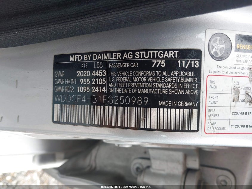 2014 Mercedes-benz C class VIN WDDGF4HB1EG250989 IAAI salvage auction — NORMAL WEAR, Original (Texas), sold $800 on 2026-07-15 (photo 9)