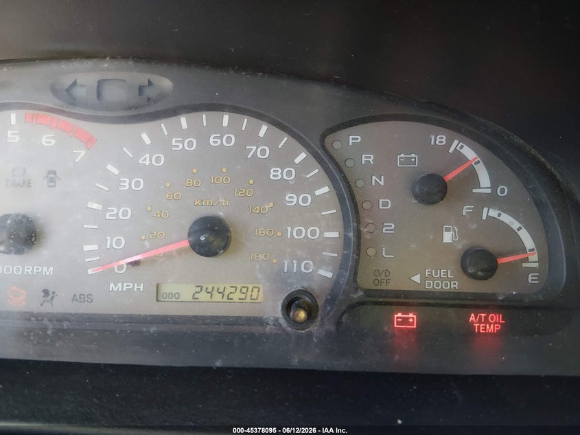 2003 Toyota Sequoia VIN 5TDBT48AX3S160411 IAAI salvage auction — NORMAL WEAR, Clear (Idaho), sold $700 on 2026-07-24 (photo 7)