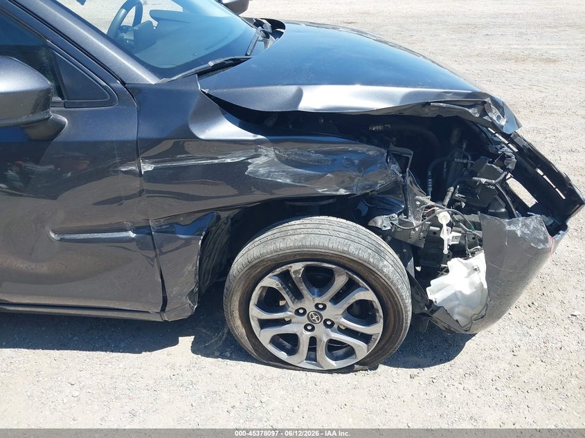 2016 Scion Ia VIN 3MYDLBZV5GY135480 IAAI salvage auction — RIGHT FRONT, Salvage Title, sold $725 on 2026-08-02 (photo 6)