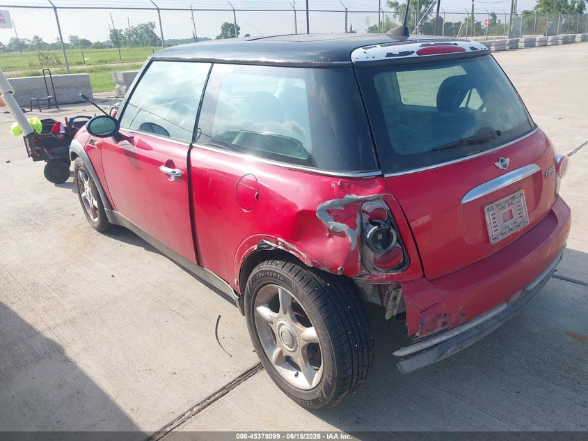 2005 Mini Cooper VIN WMWRC33555TK62283 IAAI salvage auction — UNKNOWN, Salvage (Texas), sold $25 on 2026-07-10 (photo 3)