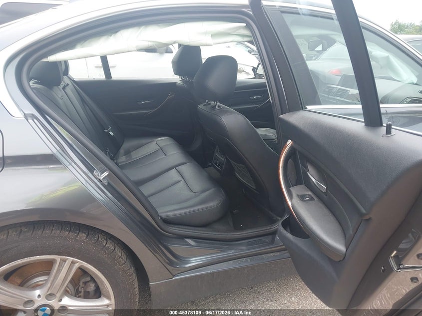 2015 BMW 3er VIN WBA3B3G52FNR85548 IAAI salvage auction — RIGHT FRONT, Salvage (Ohio), sold $775 on 2026-07-28 (photo 8)
