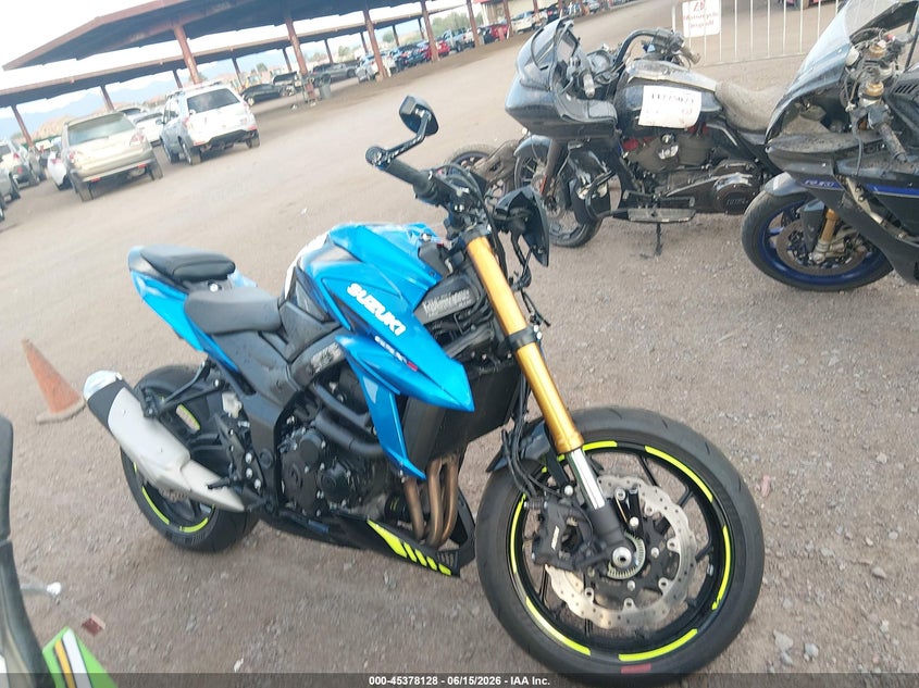 2022 Suzuki Gsx-s VIN JS1C533DXN7100193 IAAI salvage auction — FRONT END, Salvage (Arizona), sold $2,250 on 2026-07-08 (photo 1)