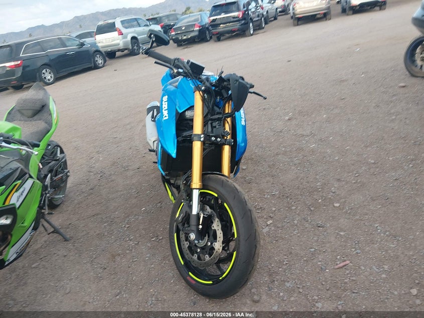 2022 Suzuki Gsx-s VIN JS1C533DXN7100193 IAAI salvage auction — FRONT END, Salvage (Arizona), sold $2,250 on 2026-07-08 (photo 5)