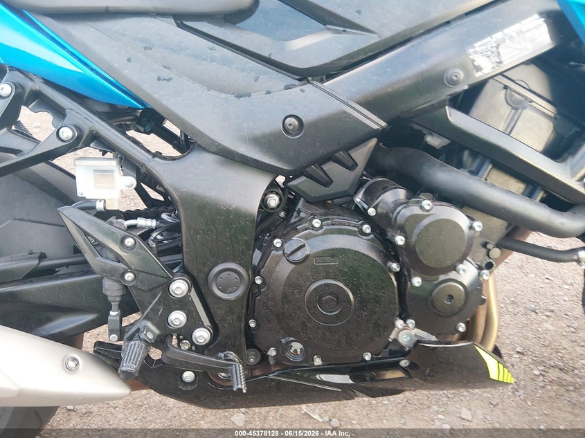 2022 Suzuki Gsx-s VIN JS1C533DXN7100193 IAAI salvage auction — FRONT END, Salvage (Arizona), sold $2,250 on 2026-07-08 (photo 8)