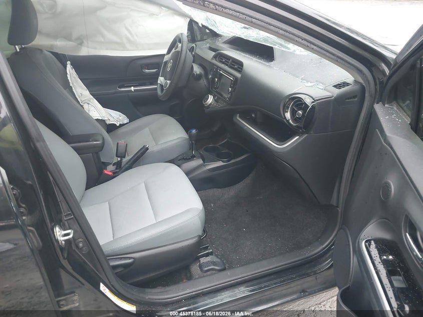 2016 Toyota Prius c VIN JTDKDTB38G1129825 IAAI salvage auction — LEFT FRONT, Salvage Title, sold $1,100 on 2026-07-30 (photo 5)
