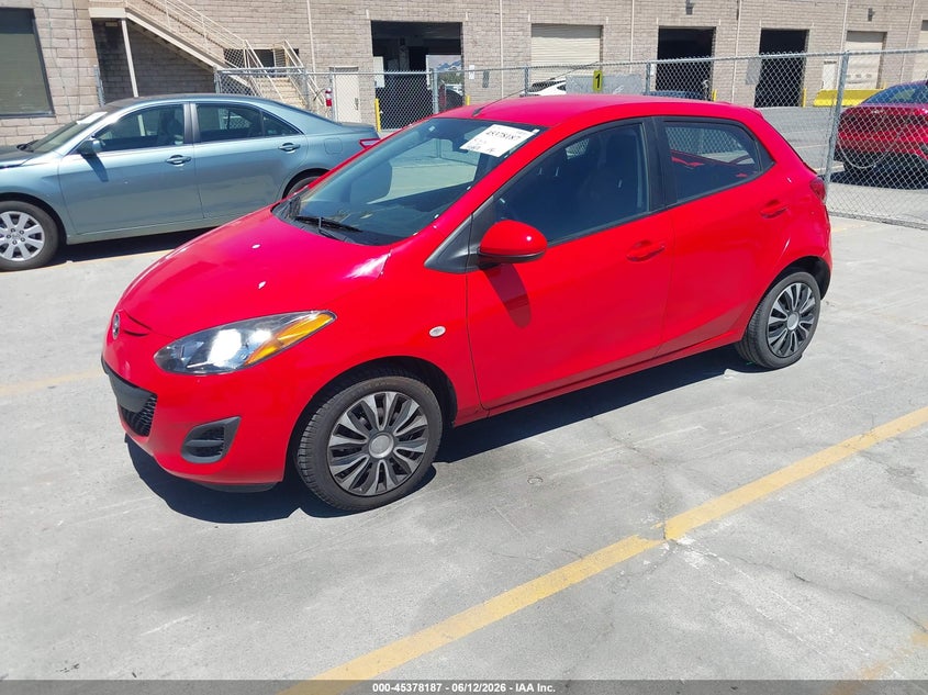 2014 Mazda 2 VIN JM1DE1KZ7E0171677 IAAI salvage auction — REAR END, Salvage (California), sold $1,375 on 2026-07-06 (photo 2)