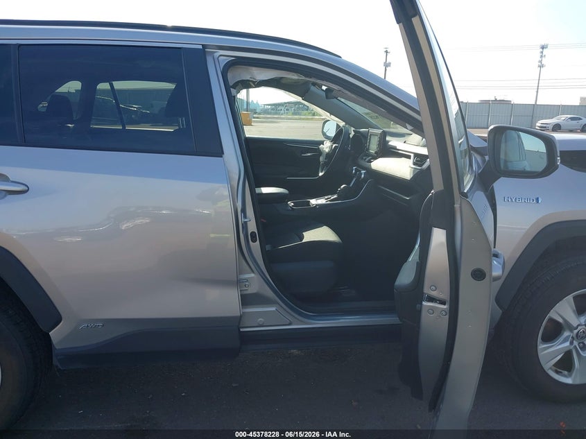 2021 Toyota Rav 4 VIN 4T3RWRFV9MU038454 IAAI salvage auction — FRONT END, Salvage (California), sold $9,800 on 2026-07-18 (photo 5)