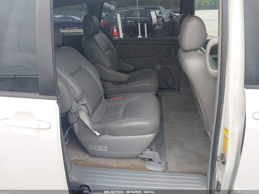 2005 Toyota Sienna VIN 5TDZA22C15S241979 IAAI salvage auction — LEFT FRONT, Salvage (South Carolina), sold $775 on 2026-07-22 (photo 8)