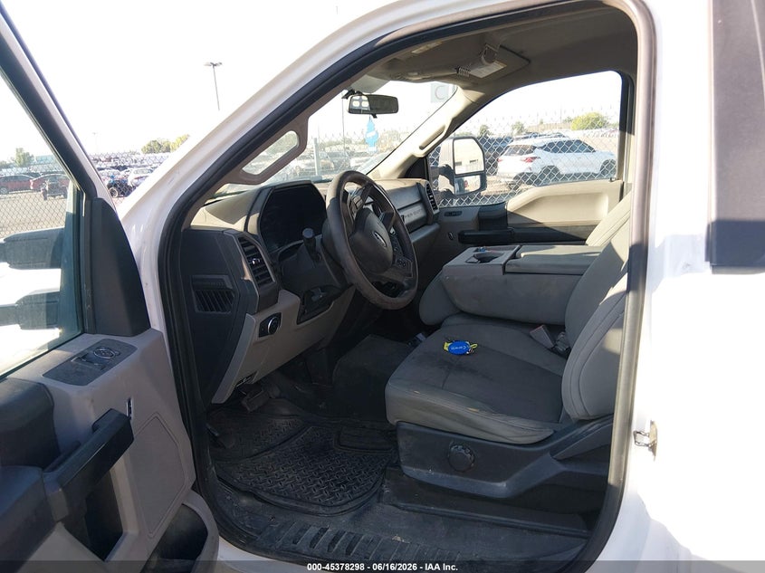2019 Ford F-550 chassis VIN 1FDUF5HT5KEG74691 IAAI salvage auction — ALL OVER, Clear (Idaho), sold $8,050 on 2026-08-05 (photo 7)