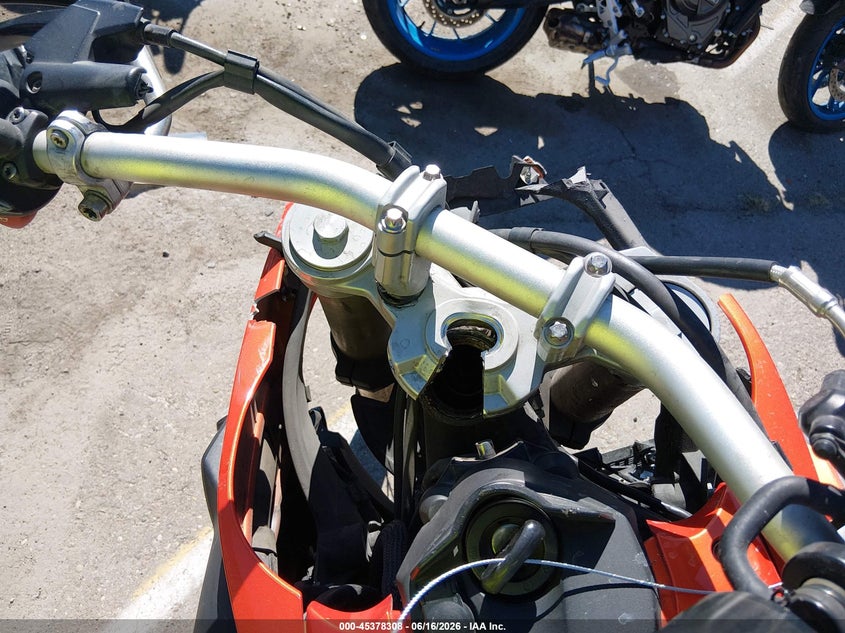 2010 BMW F 800 VIN WB1022905AZU02020 IAAI salvage auction — FRONT END, Salvage (Idaho), sold $350 on 2026-07-31 (photo 7)