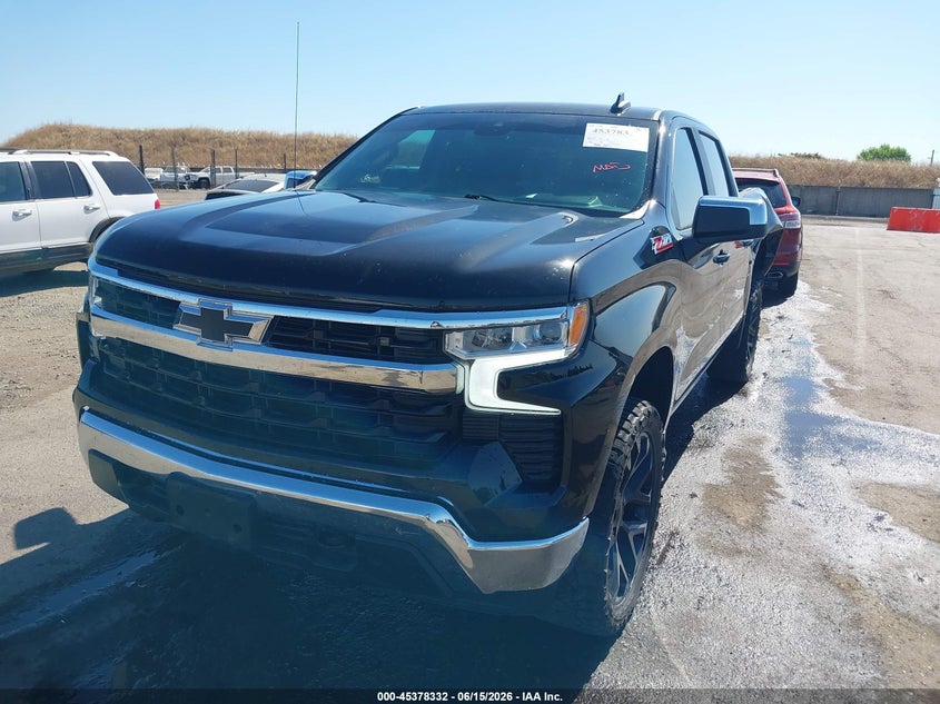2024 Chevrolet Silverado VIN 3GCUDDED7RG291257 IAAI salvage auction — LEFT REAR, Salvage Title, sold $17,075 on 2026-07-29 (photo 2)