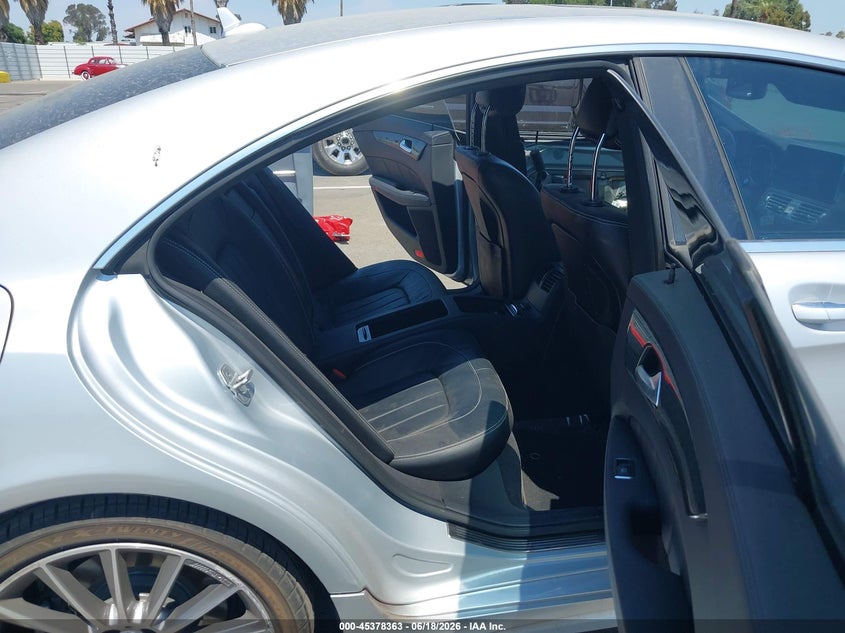 2016 Mercedes-benz Cls-klasse VIN WDDLJ7DB8GA173581 IAAI salvage auction — SIDE, Salvage (California), sold $5,000 on 2026-07-14 (photo 8)