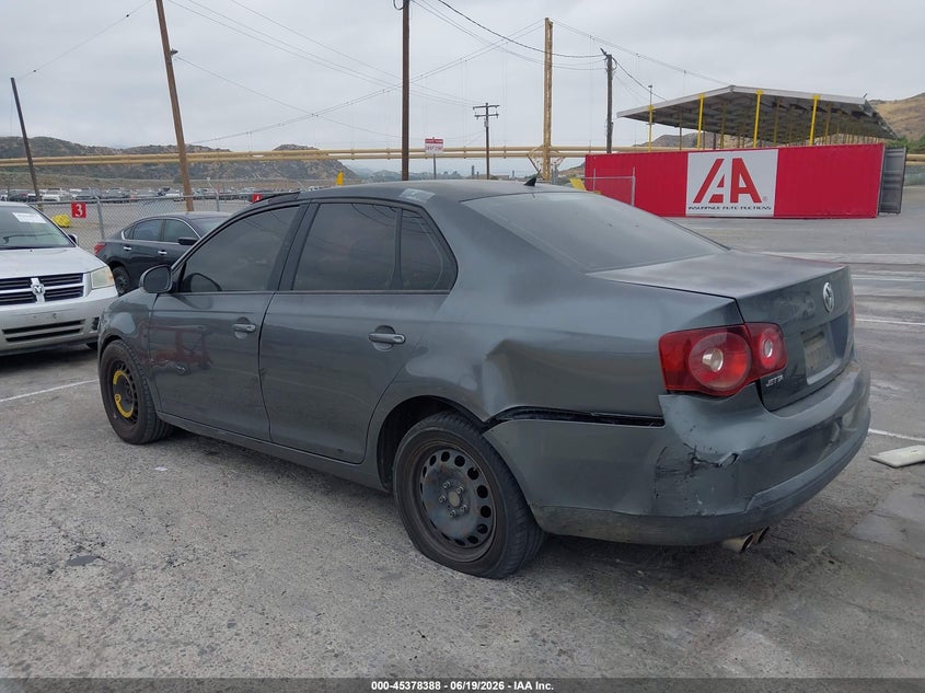 2010 Volkswagen Jetta VIN 3VWJZ7AJ2AM080178 IAAI salvage auction — SIDE, Salvage (California), sold $300 on 2026-09-16 (photo 3)