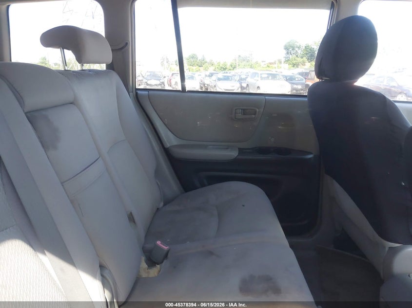 2006 Toyota Highlander VIN JTEGD21AX60146965 IAAI salvage auction — NORMAL WEAR, Clear (Pennsylvania), sold $1,125 on 2026-07-17 (photo 8)