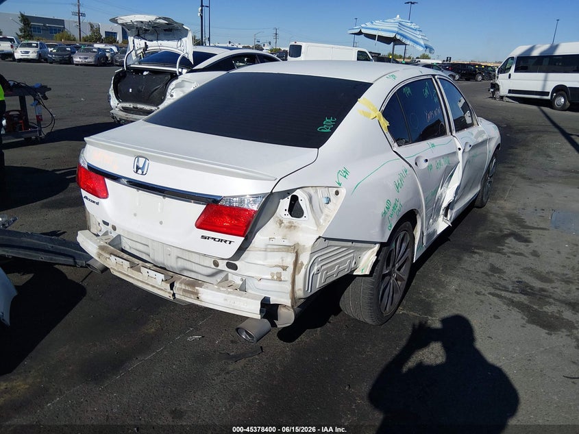 2015 Honda Accord VIN 1HGCR2F56FA185824 IAAI salvage auction — RIGHT SIDE, Salvage Certificate (California), sold $3,000 on 2026-07-10 (photo 4)