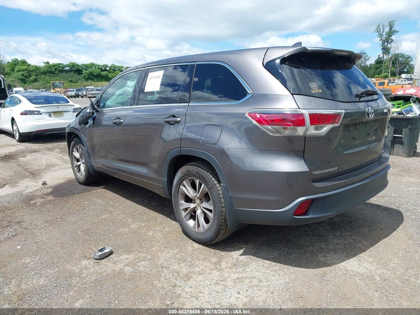 2015 Toyota Highlander VIN 5TDBKRFH9FS146570 IAAI salvage auction — LEFT FRONT, Salvage (New Jersey), sold $6,100 on 2026-07-16 (photo 3)