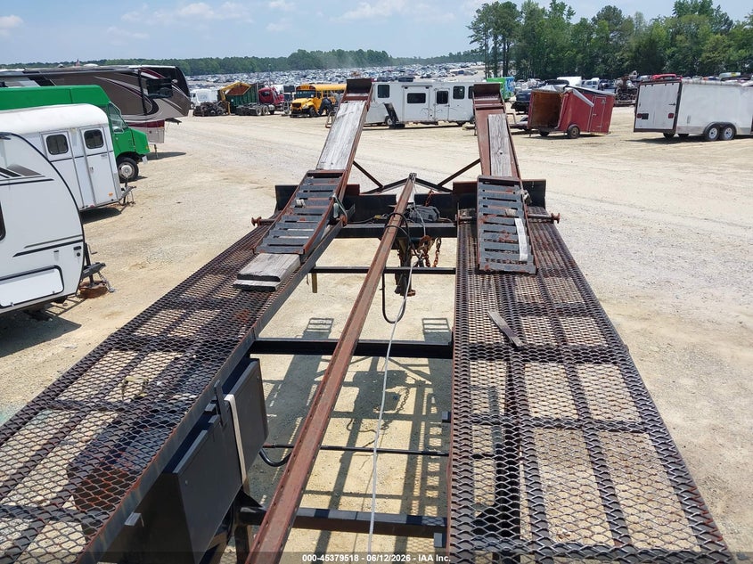 2015 Kaufman trailers Trailer VIN 5VGFW5039FL005545 IAAI salvage auction — UNKNOWN, Clear (North Carolina), sold $2,000 on 2026-07-29 (photo 5)