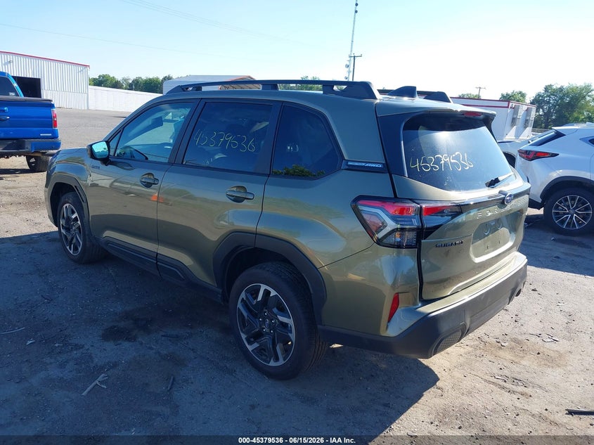 2026 Subaru Forester VIN 4S4SLSE76T3072188 IAAI salvage auction — RIGHT SIDE, Salvage Title, sold $10,100 on 2026-07-28 (photo 3)