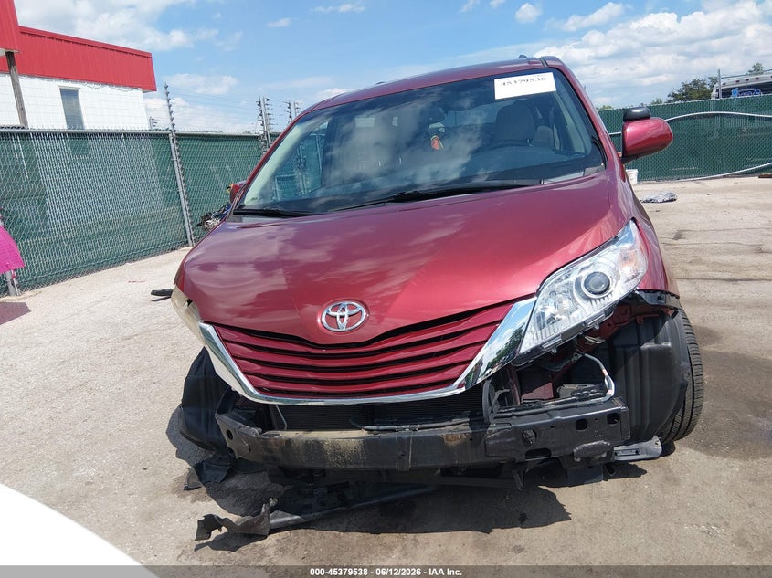 2015 Toyota Sienna VIN 5TDKK3DC4FS661240 IAAI salvage auction — FRONT END, Salvage - Greater Than 75% (Maryland), sold $2,000 on 2026-07-16 (photo 6)