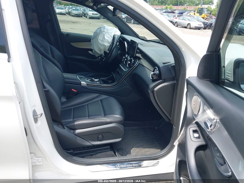 2019 Mercedes-benz VIN WDC0G4JB2KV151800 IAAI salvage auction — FRONT END, Salvage Title, sold $4,675 on 2026-07-17 (photo 5)