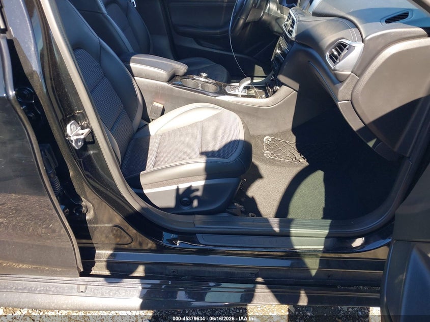 2019 Infiniti Qx30 VIN SJKCH5CP6KA007220 IAAI salvage auction — RIGHT FRONT, Salvage - Greater Than 75% (Maryland), sold $1,700 on 2026-07-13 (photo 5)