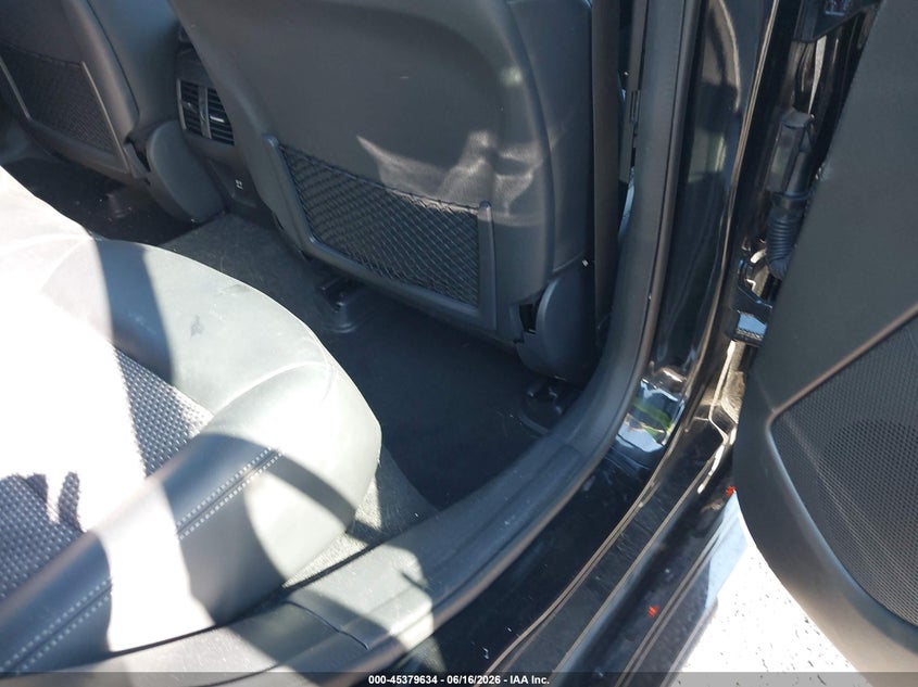 2019 Infiniti Qx30 VIN SJKCH5CP6KA007220 IAAI salvage auction — RIGHT FRONT, Salvage - Greater Than 75% (Maryland), sold $1,700 on 2026-07-13 (photo 8)