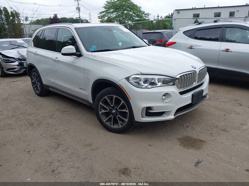 2018 BMW X5 VIN 5UXKR0C53JL075554 IAAI salvage auction — REAR END, Salvage (Rhode Island), sold $2,800 on 2026-07-28 (photo 1)