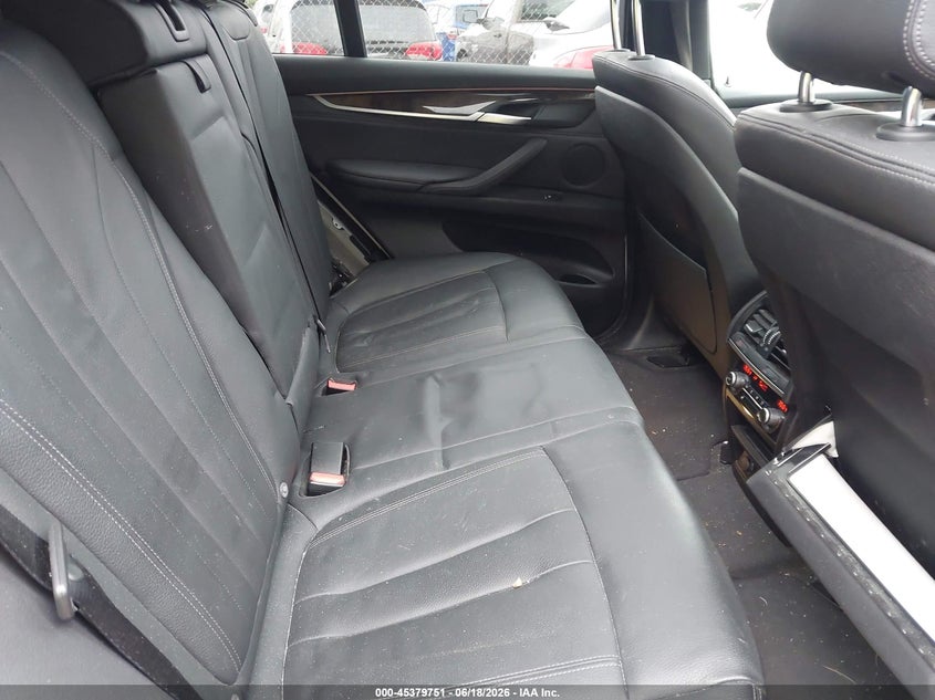 2018 BMW X5 VIN 5UXKR0C53JL075554 IAAI salvage auction — REAR END, Salvage (Rhode Island), sold $2,800 on 2026-07-28 (photo 8)