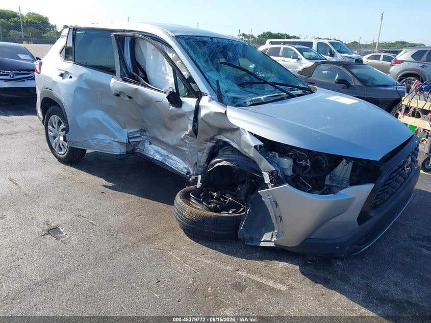 2023 Toyota Corolla cross VIN 7MUAAAAG3PV049743 IAAI salvage auction — LEFT & RIGHT, Salvage Title, sold $1,250 on 2026-07-30 (photo 6)