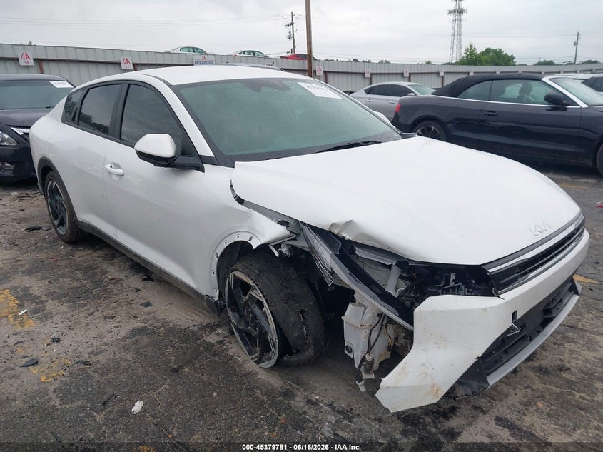 2025 Kia K4 VIN 3KPFU4DE2SE178580 IAAI salvage auction — RIGHT FRONT, Salvage Title, sold $8,125 on 2026-08-19 (photo 6)