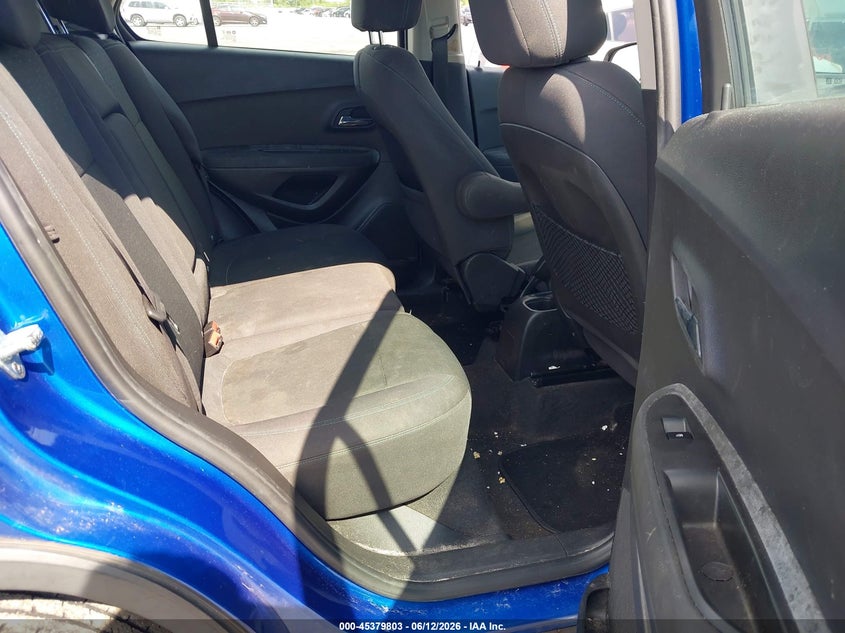 2016 Chevrolet Trax VIN KL7CJKSB8GB702079 IAAI salvage auction — NORMAL WEAR, Salvage Title, sold $325 on 2026-07-29 (photo 8)