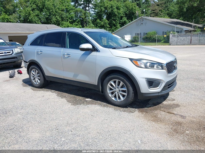 2017 Kia Sorento VIN 5XYPGDA31HG298655 IAAI salvage auction — REAR END, Salvage (Ohio), sold $2,500 on 2026-07-06 (photo 1)